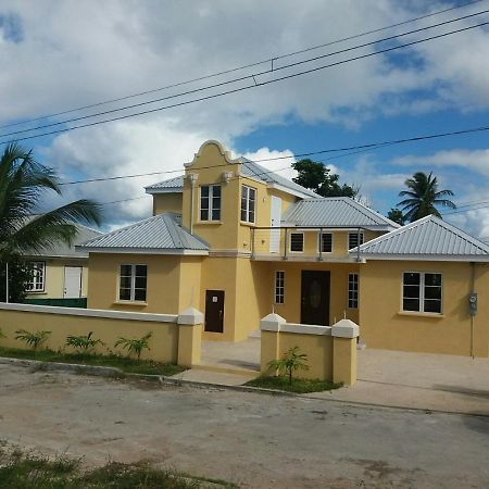 Caribbean Gem Appartamento Saint James Esterno foto